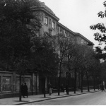 Pałac Raczyńskich – widok od strony ul. Traugutta, przed 1939 r. Fot.: NAC